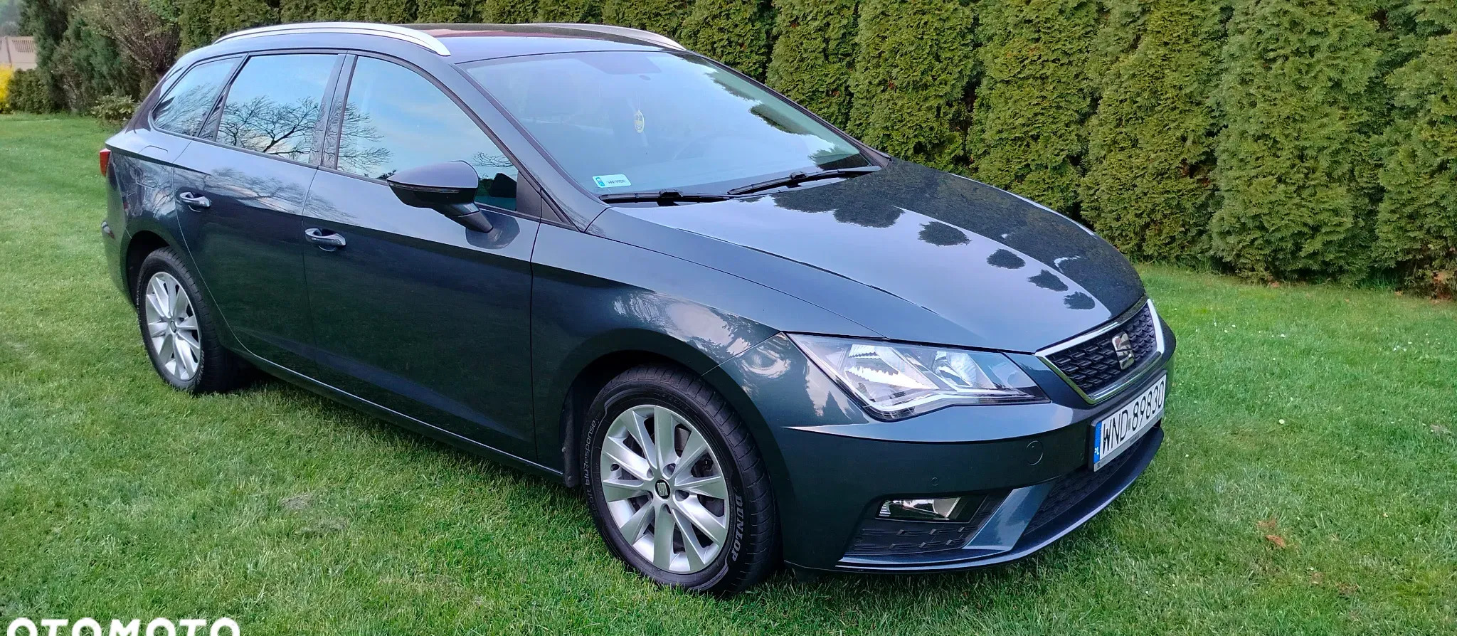 samochody osobowe Seat Leon cena 67000 przebieg: 51000, rok produkcji 2020 z Częstochowa